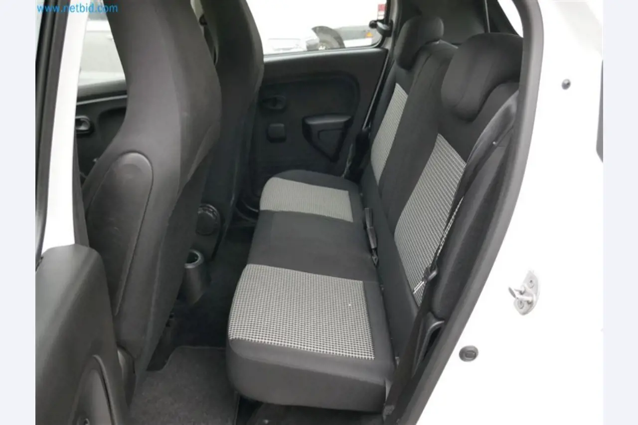 Fahrzeuge des Krankenpflegedienstes-19