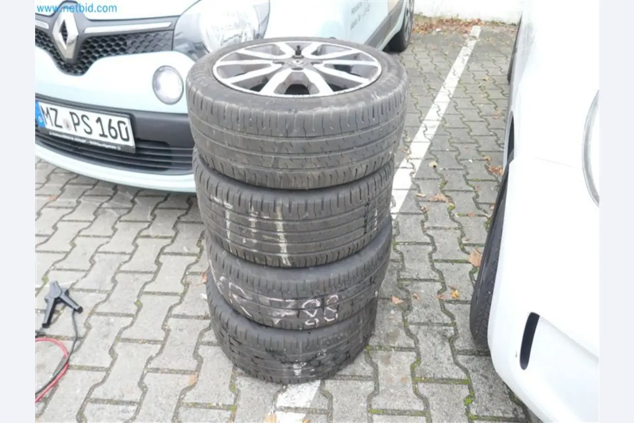 Fahrzeuge des Krankenpflegedienstes-22