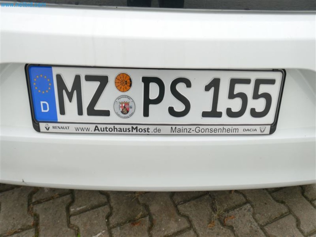 Vozidla pečovatelské služby-23