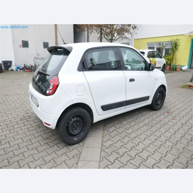 Fahrzeuge des Krankenpflegedienstes-24