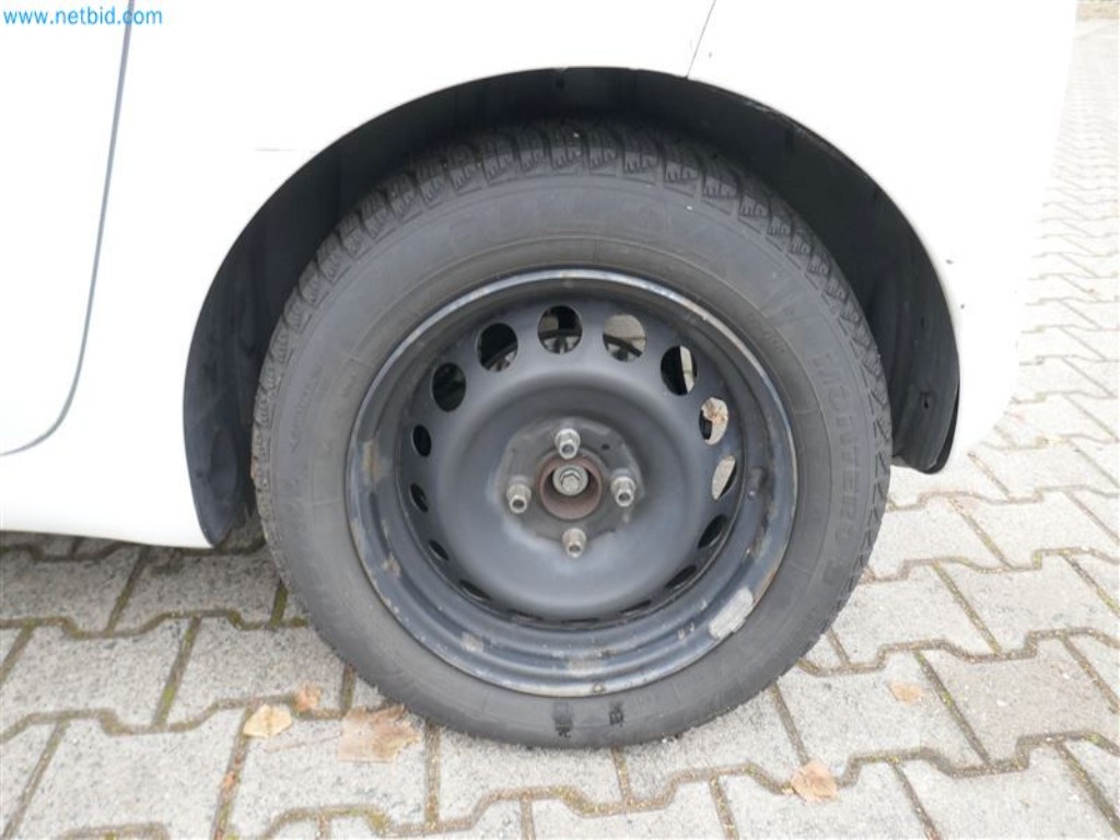 Vozidla pečovatelské služby-8