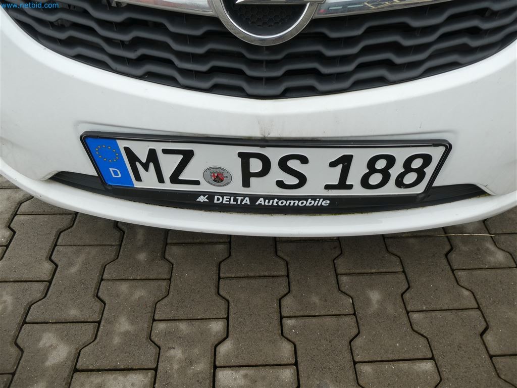 Veículos do serviço de enfermagem-10