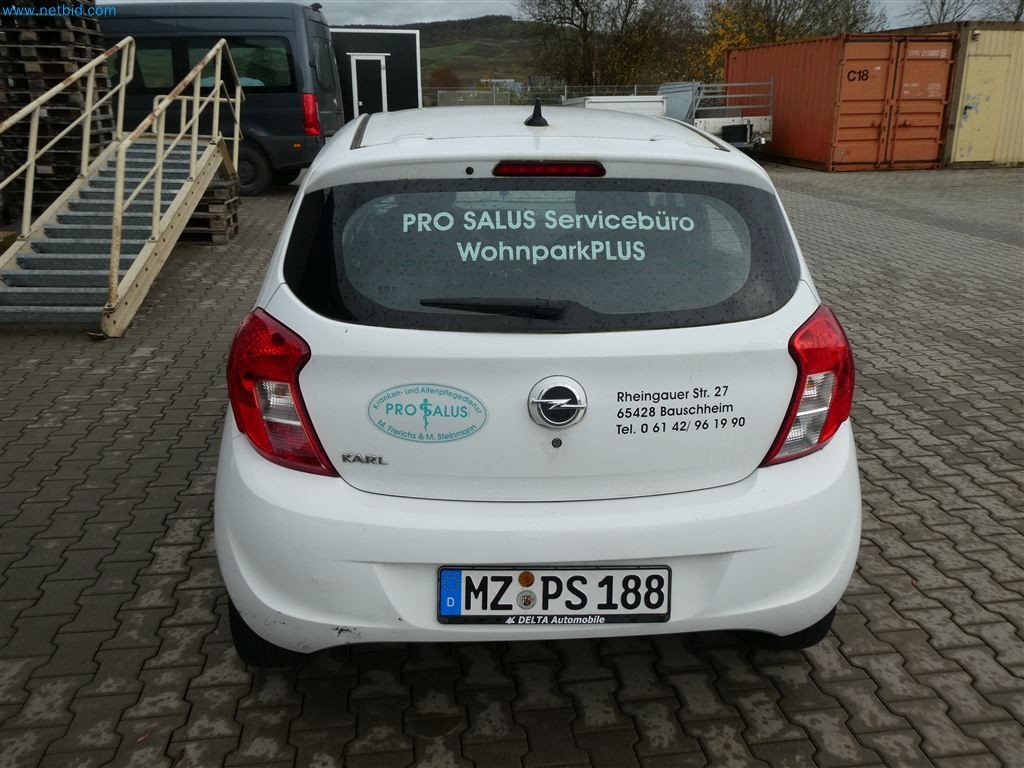 Veículos do serviço de enfermagem-11