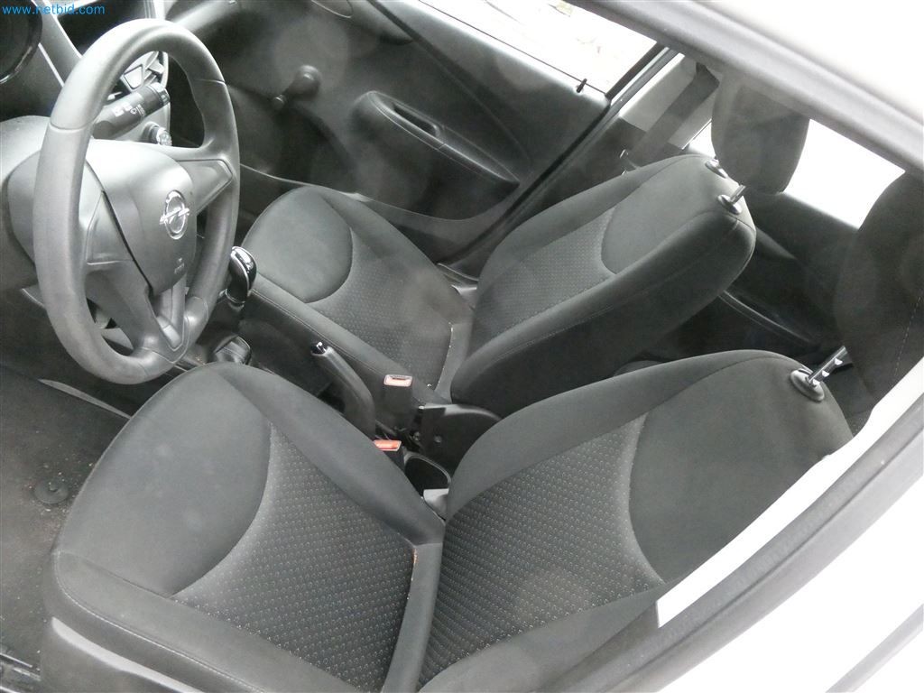 Veículos do serviço de enfermagem-15