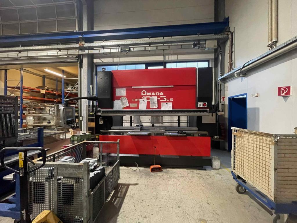 Mechanické vybavení továrny na kovové zboží-1