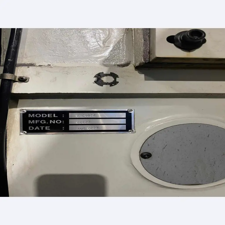 Equipamiento mecánico para una fábrica de productos metálicos-3