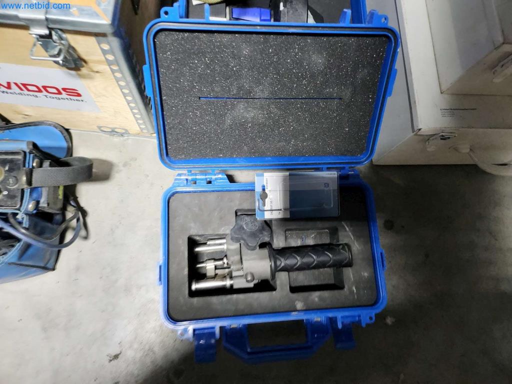 Machines for pipeline construction and industrial assembly-3