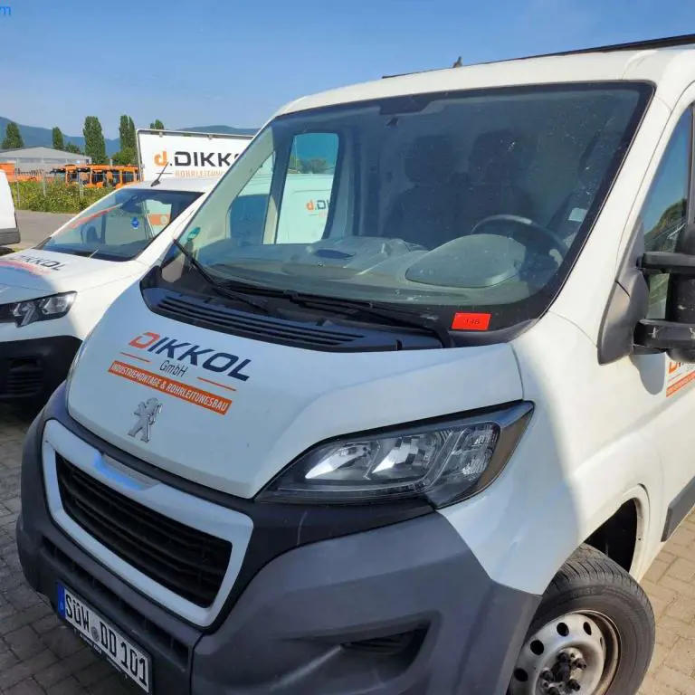 Avto Peugeot Boxer