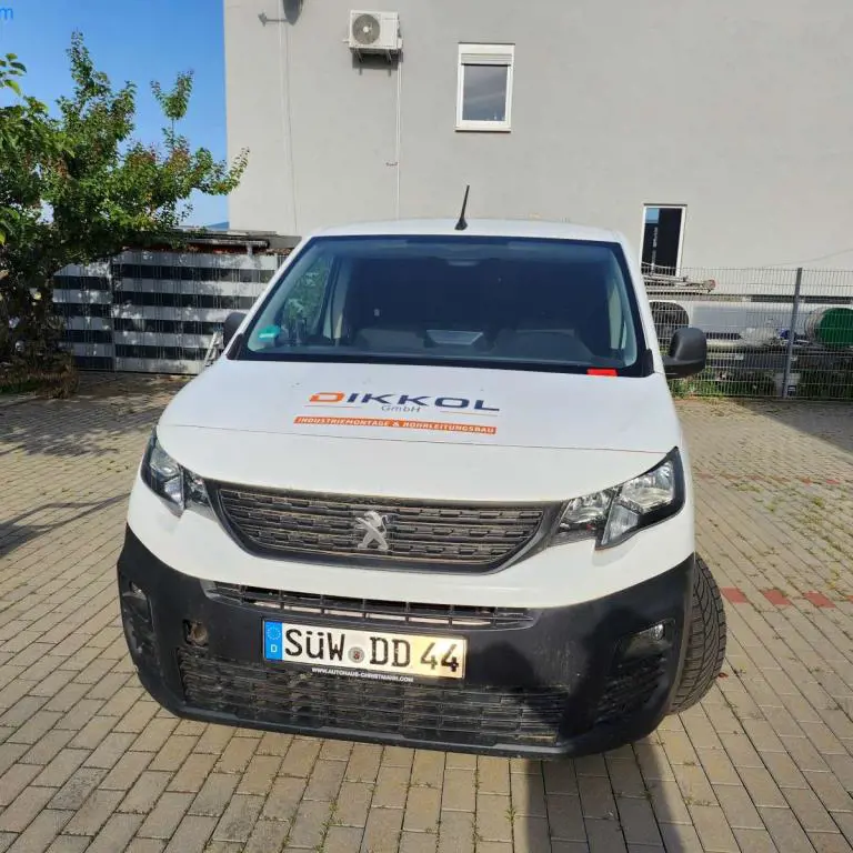 Passenger car Peugeot Partner