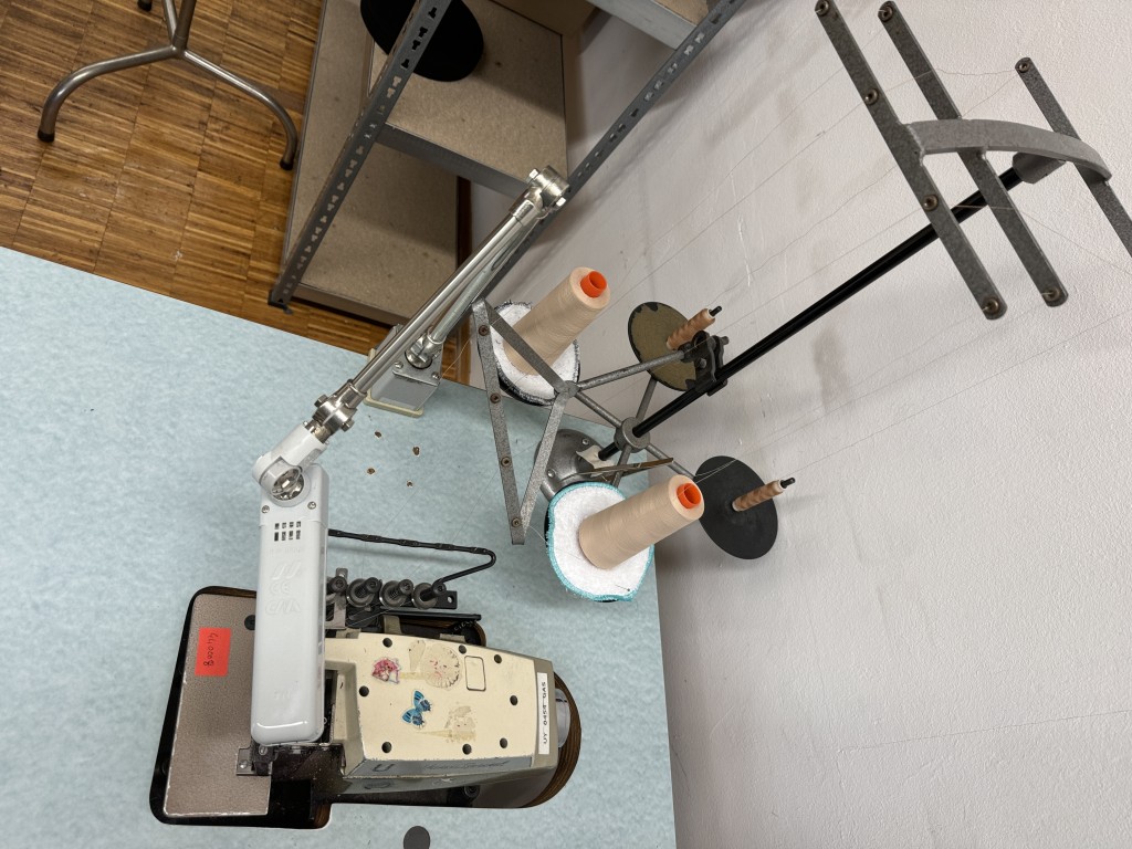 Zapasy i sprzęt biurowy-20