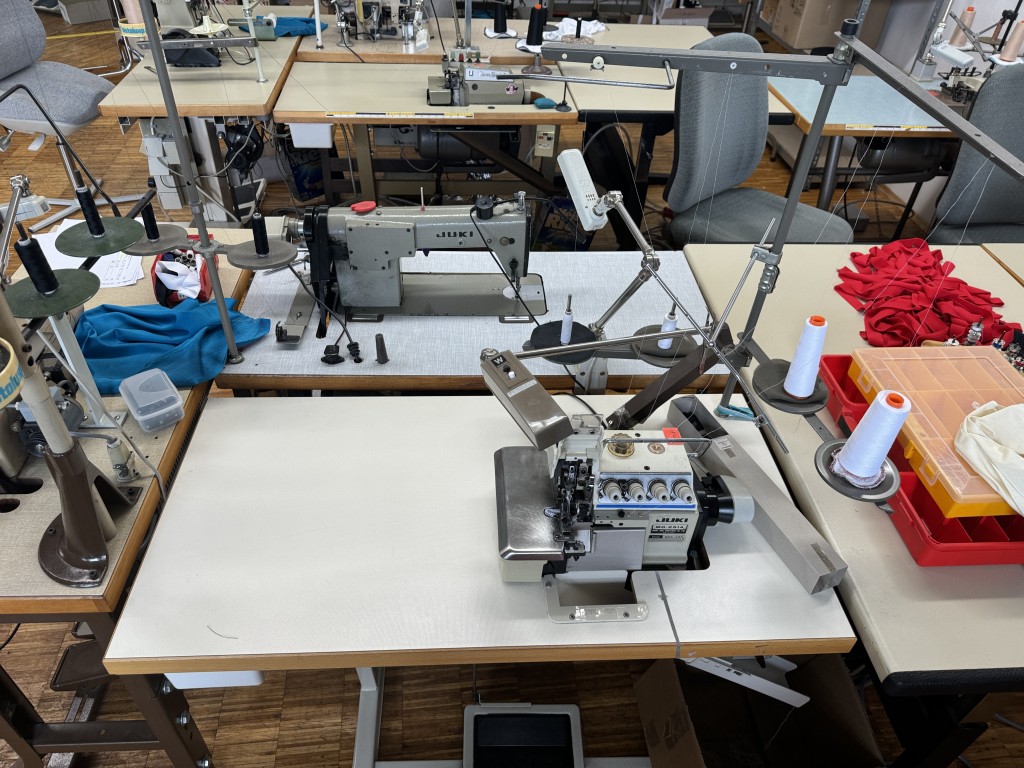 Zapasy i sprzęt biurowy-27