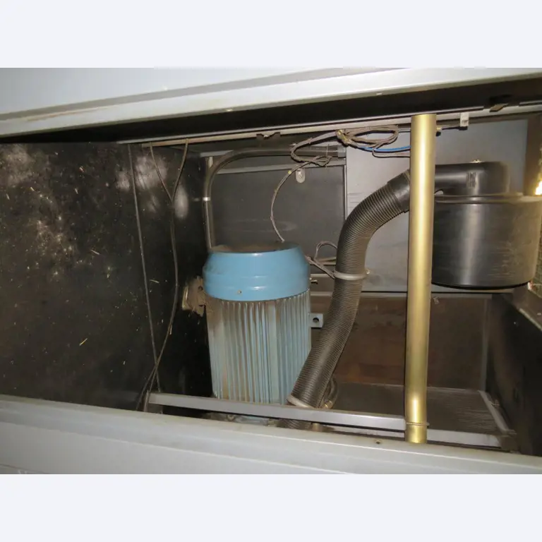 Různé kompresory, generátory a chladicí sušičky-16