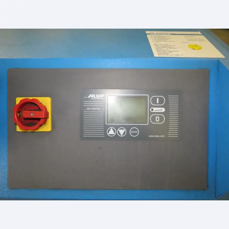 Různé kompresory, generátory a chladicí sušičky-9