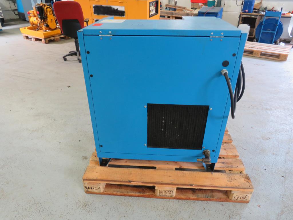 Různé kompresory, generátory a chladicí sušičky-3