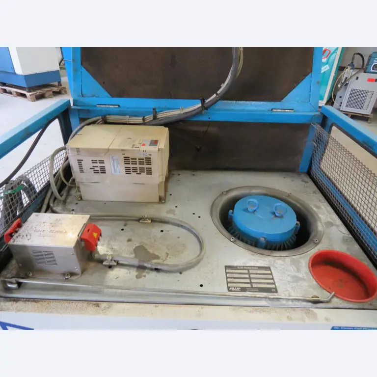 Různé kompresory, generátory a chladicí sušičky-6