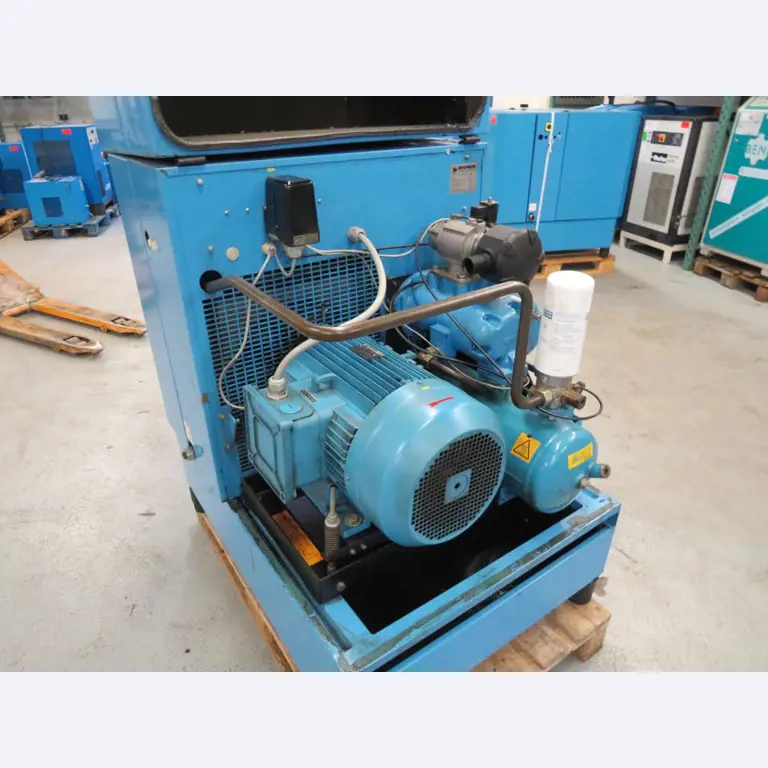 Div. Kompressoren, Generatoren sowie Kältetrockner-9