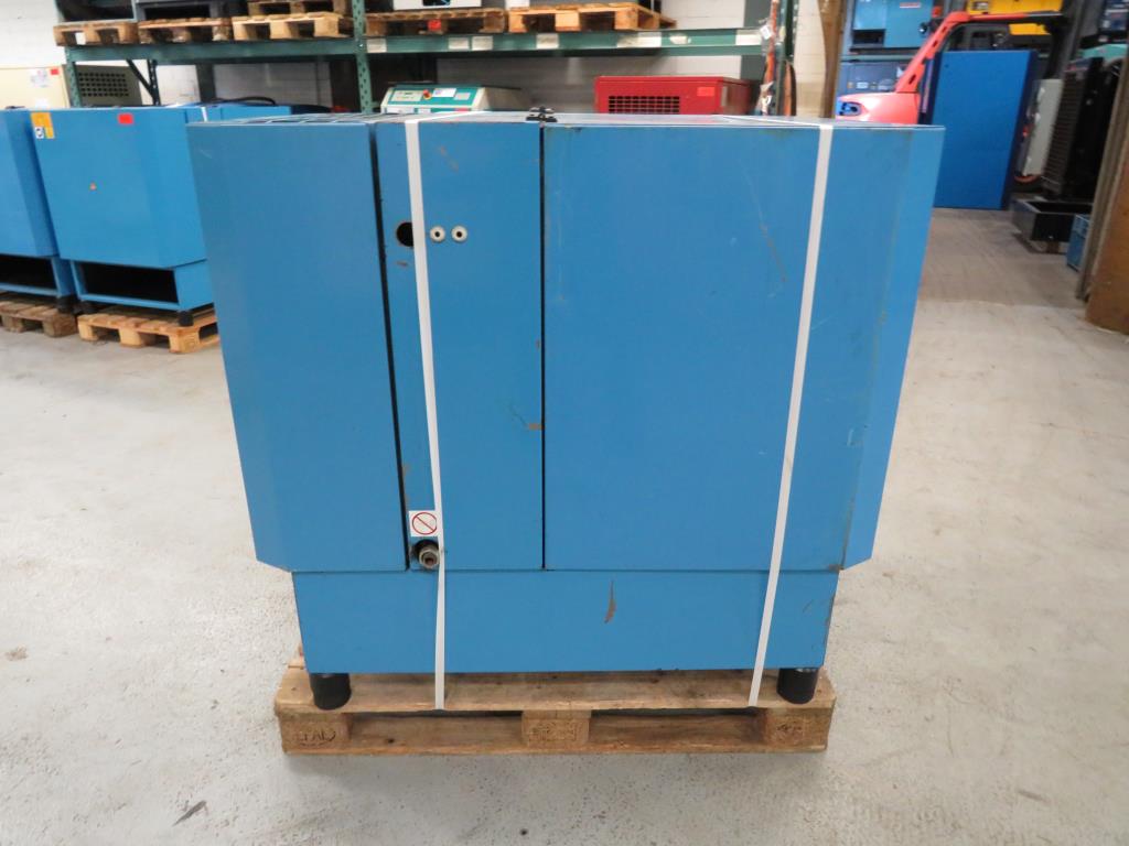 Various compressors, generators and refrigeration dryers-3