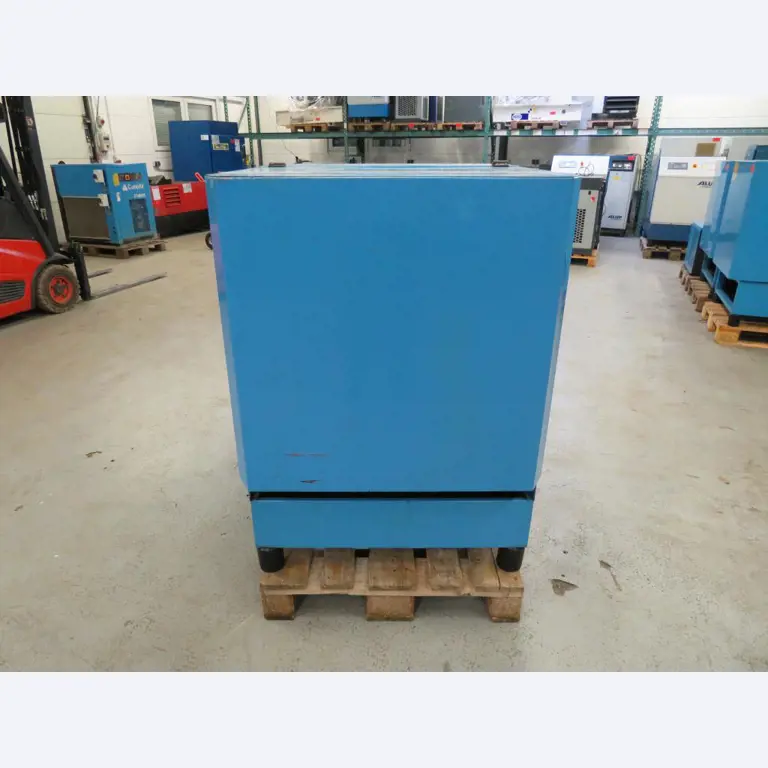 Div. Kompressoren, Generatoren sowie Kältetrockner-4