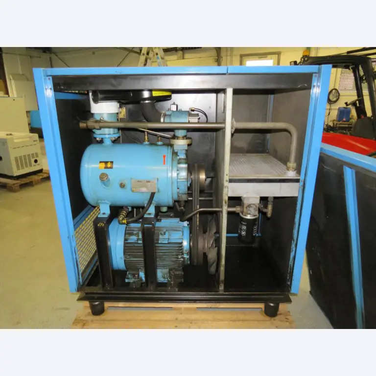 Různé kompresory, generátory a chladicí sušičky-13