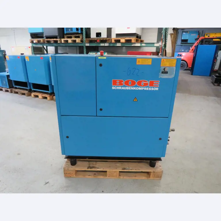 Různé kompresory, generátory a chladicí sušičky-1