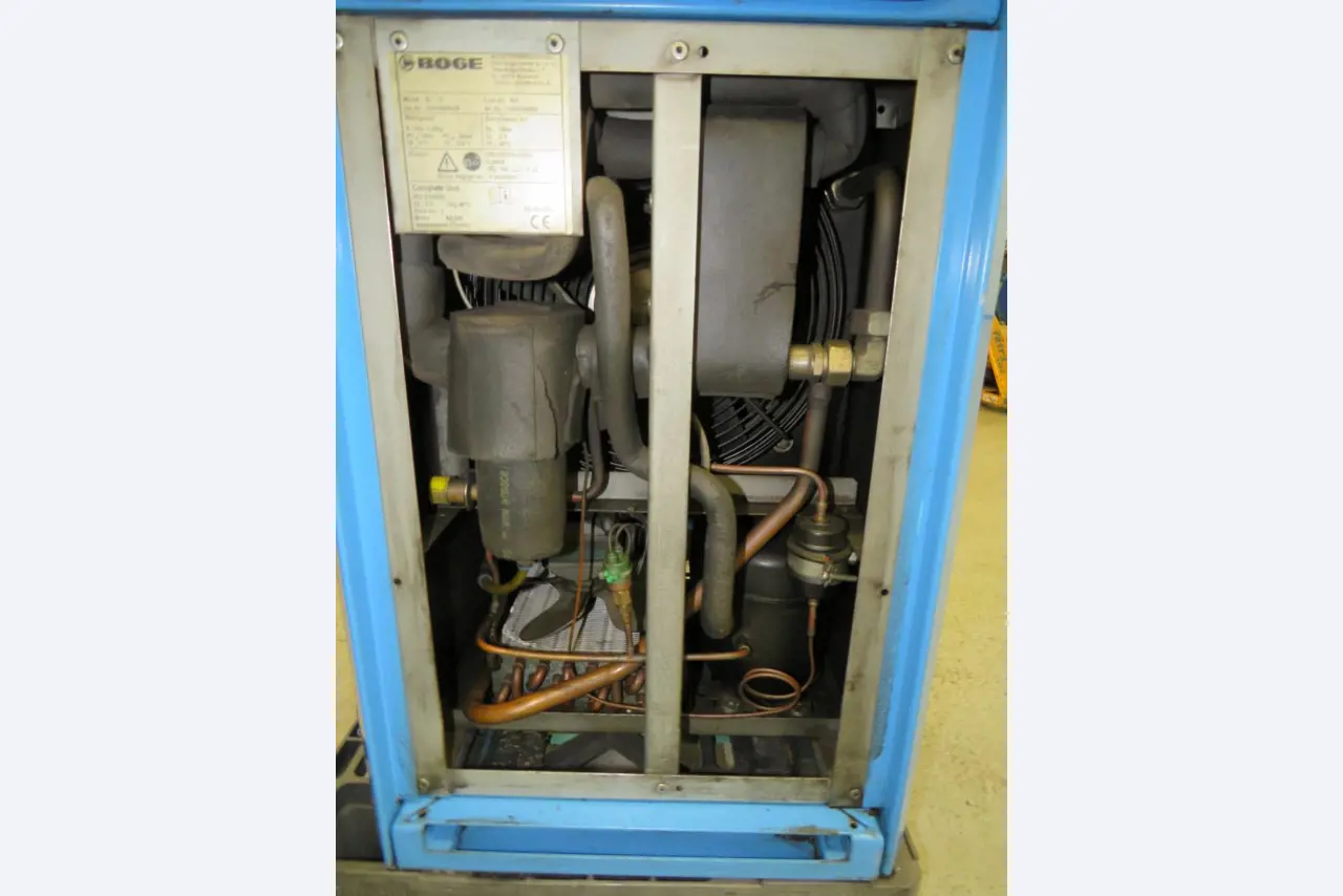 Varios compresores, generadores y secadores frigoríficos-9