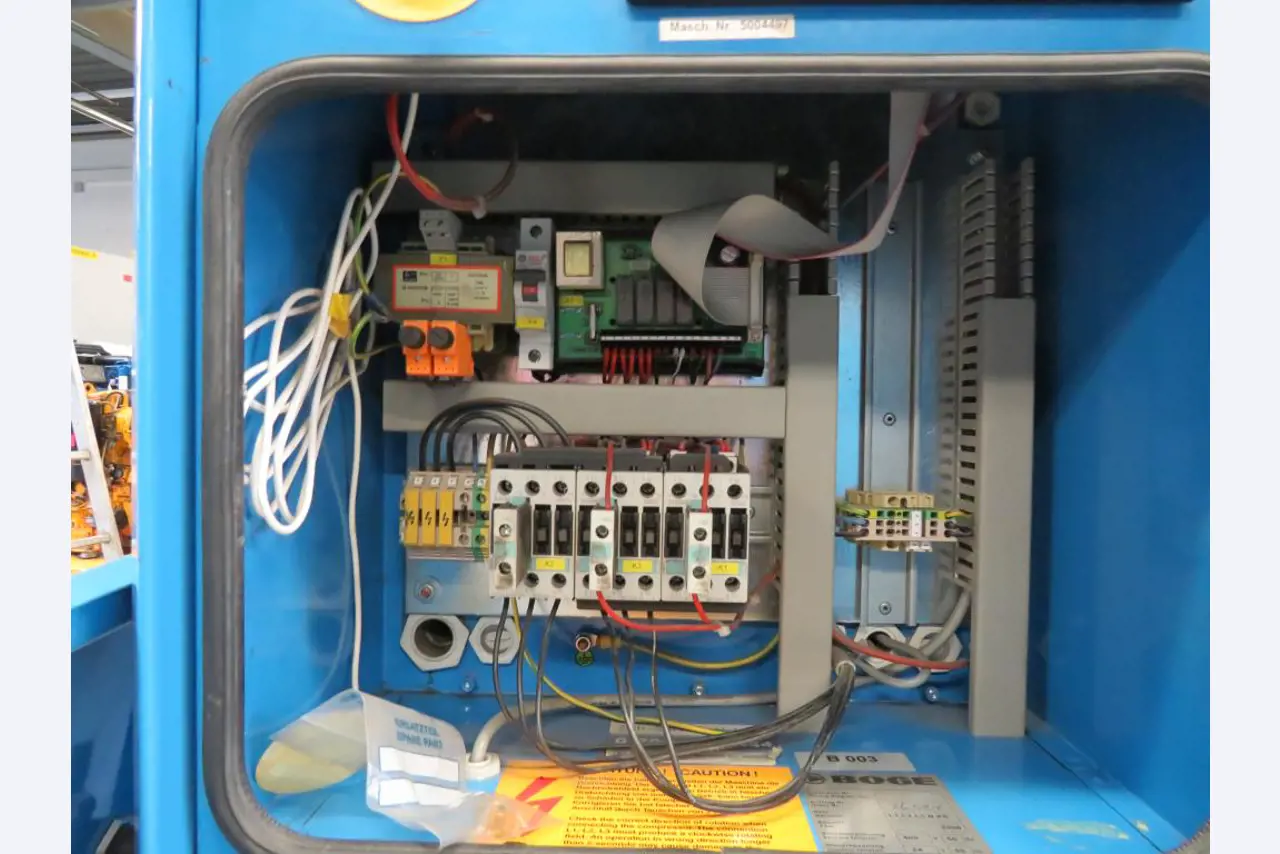 Varios compresores, generadores y secadores frigoríficos-7