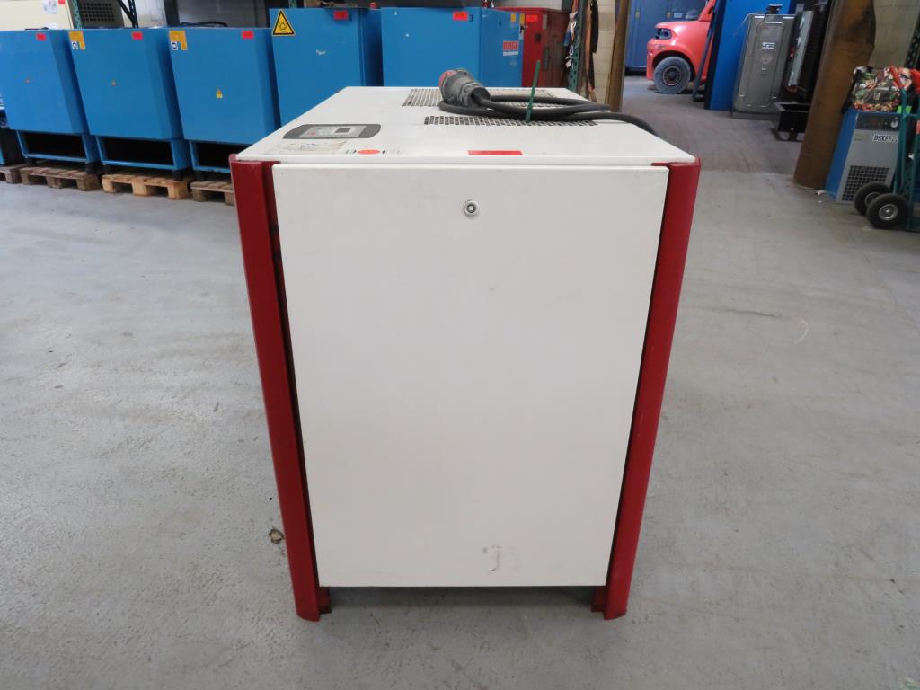 Různé kompresory, generátory a chladicí sušičky-4