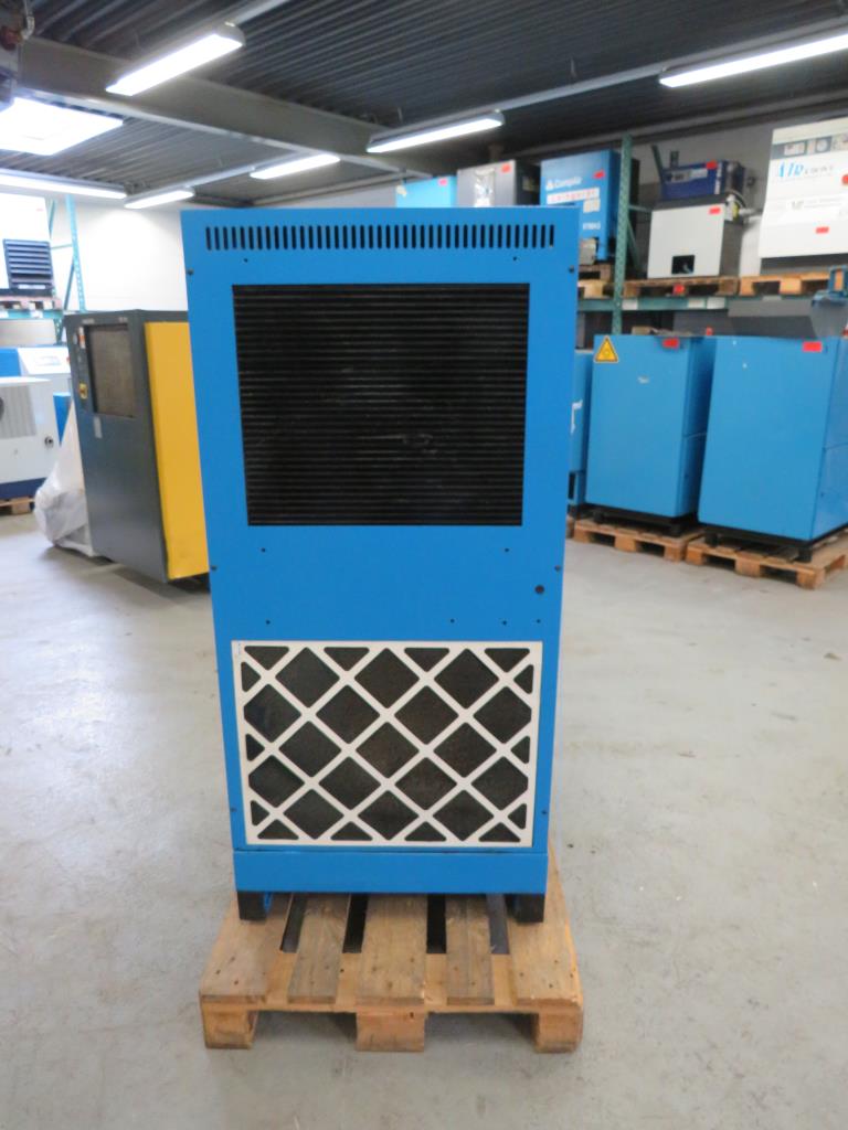 Różne sprężarki, generatory i osuszacze chłodnicze-3