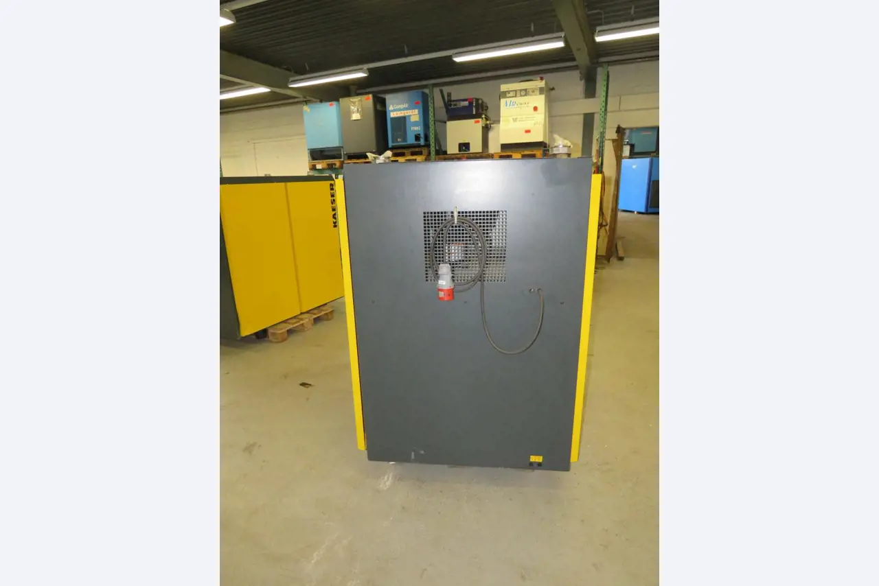 Różne sprężarki, generatory i osuszacze chłodnicze-3