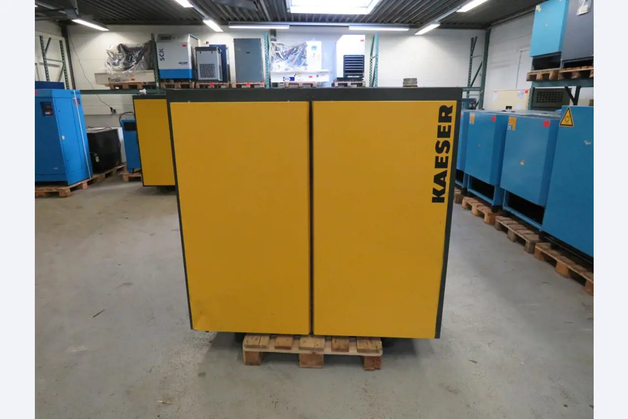 Różne sprężarki, generatory i osuszacze chłodnicze-2