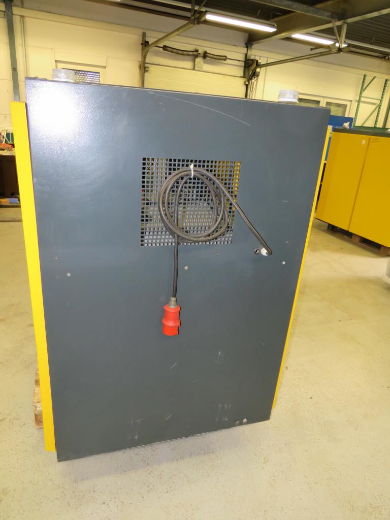 Różne sprężarki, generatory i osuszacze chłodnicze-3