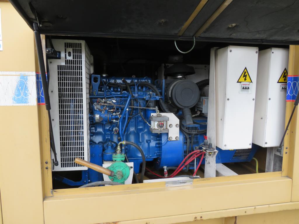 Varios compresores, generadores y secadores frigoríficos-6