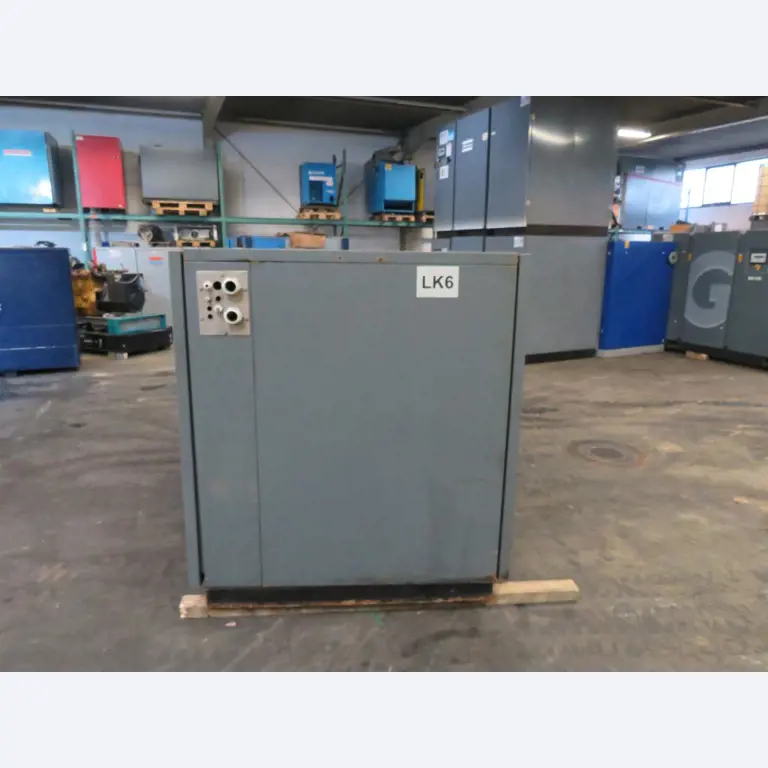 Various compressors, generators and refrigeration dryers-2