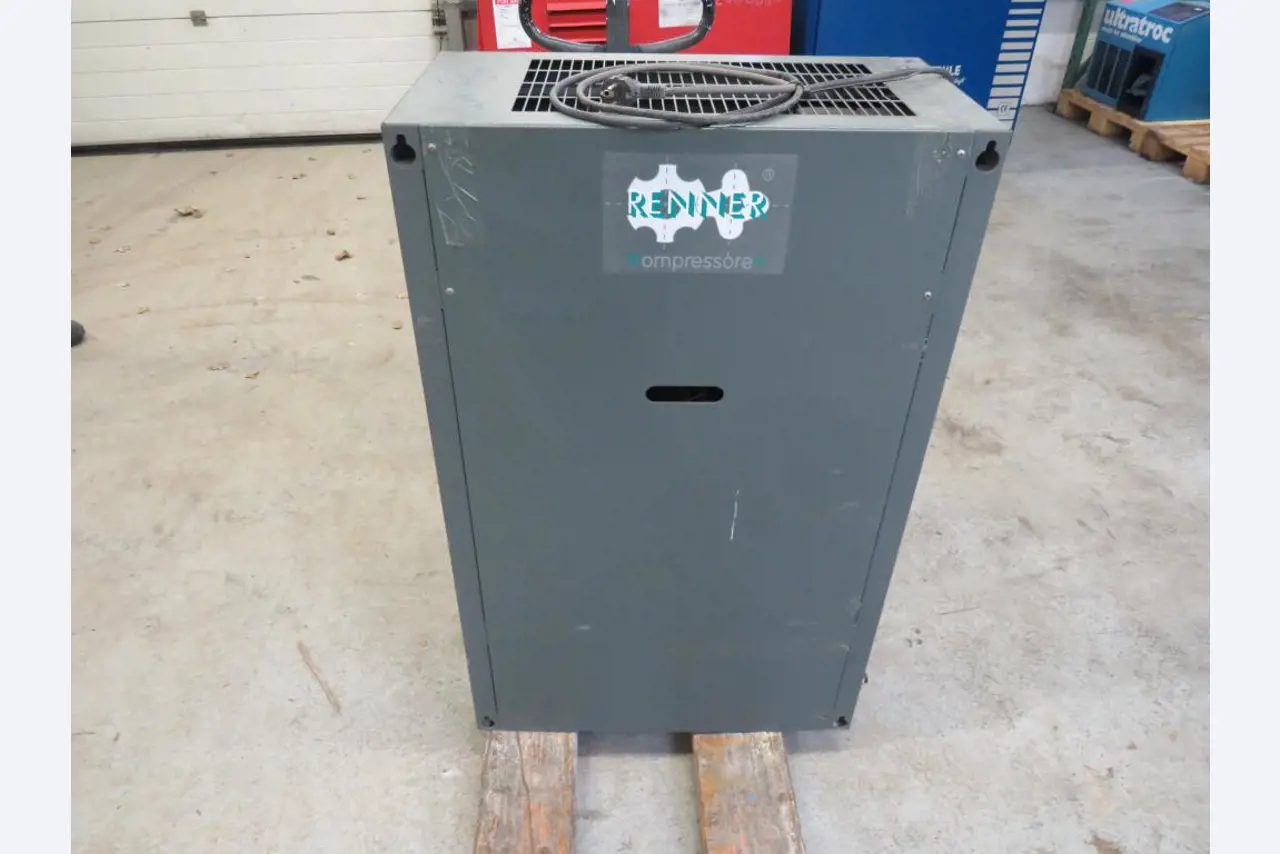 Varios compresores, generadores y secadores frigoríficos-2