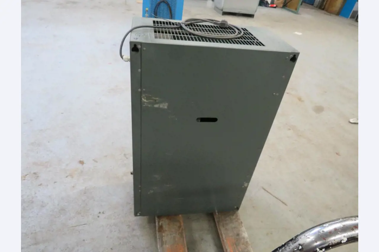 Varios compresores, generadores y secadores frigoríficos-4