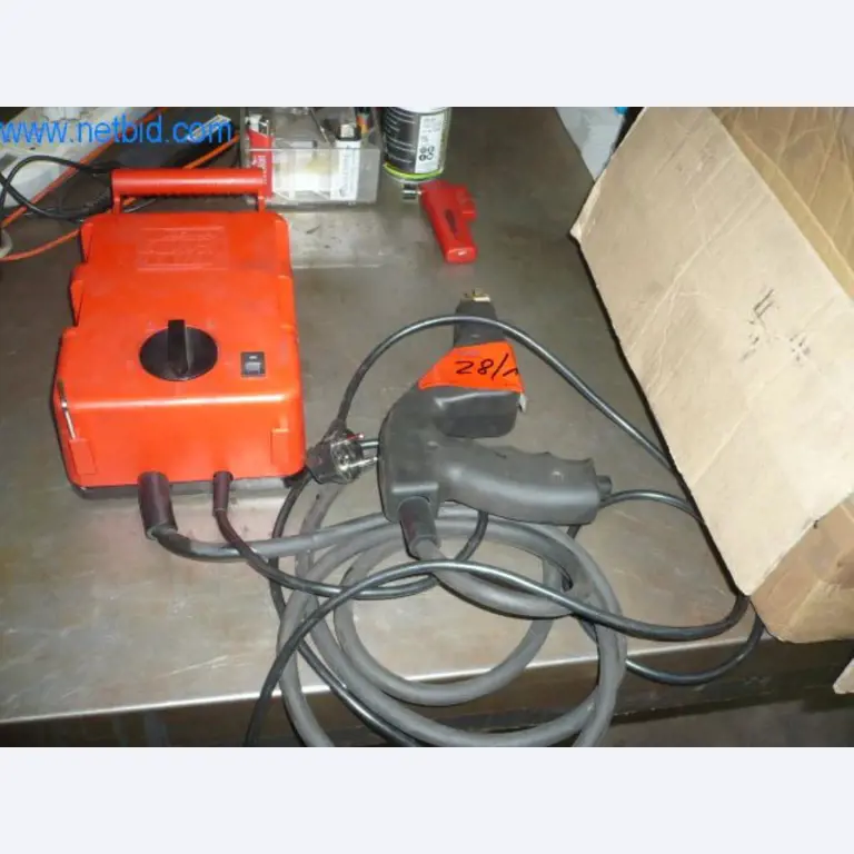 Uitrusting voor autowerkplaatsen, vrachtwagen- en autobanden, koeltrailers-1