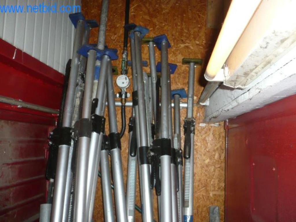 Equipamiento para talleres de automóviles, neumáticos para camiones y automóviles, remolques frigoríficos-1