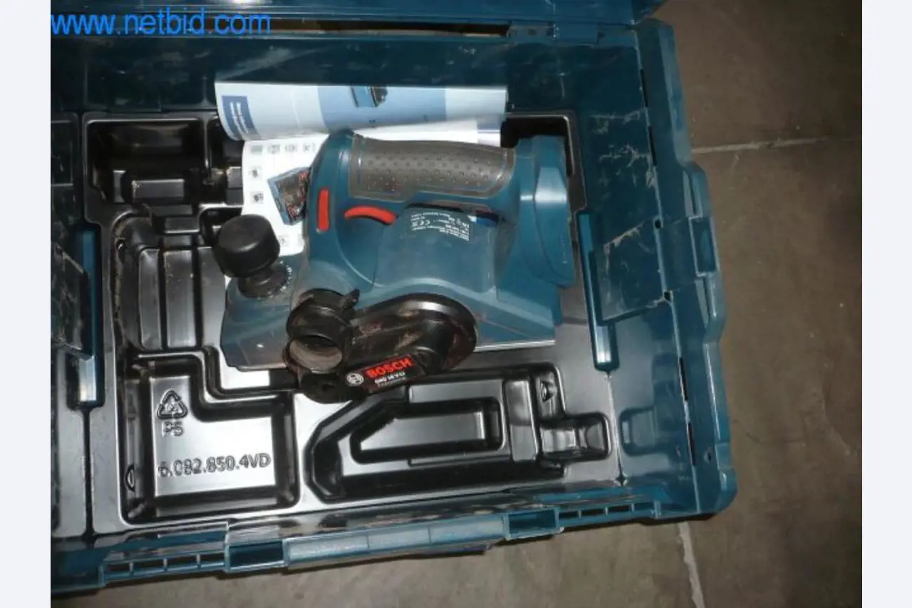 Equipamiento para talleres de automóviles, neumáticos para camiones y automóviles, remolques frigoríficos-2