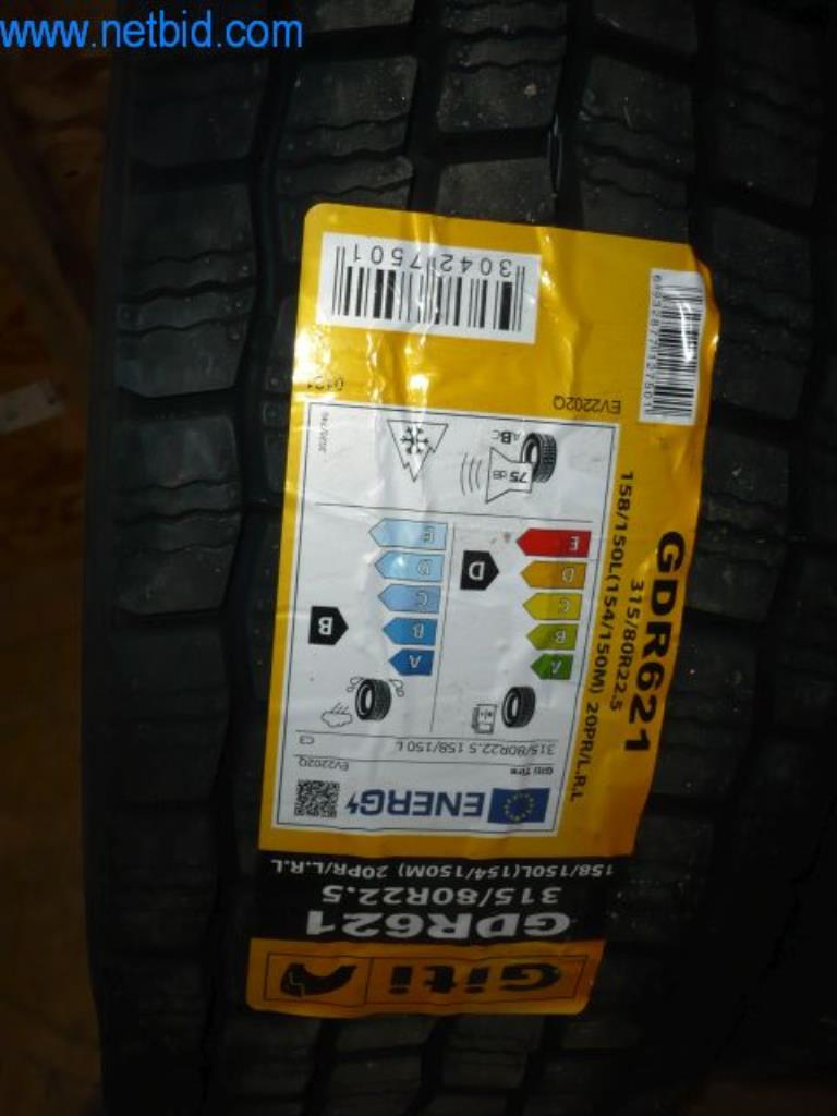 Equipamento para oficinas de automóveis, pneus para camiões e automóveis, reboques frigoríficos-2