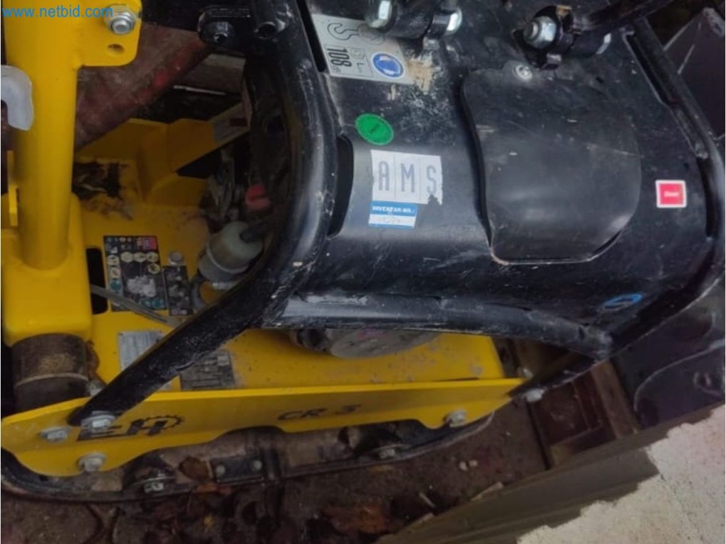 Stroje na malování, sádrokartonové konstrukce a fasádní konstrukce-1