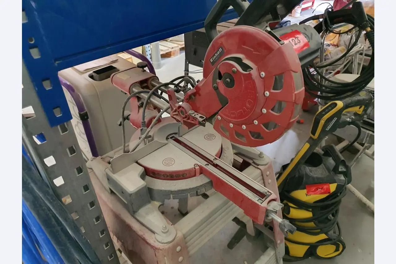 Maszyny do malowania, suchej zabudowy i budowy elewacji-2