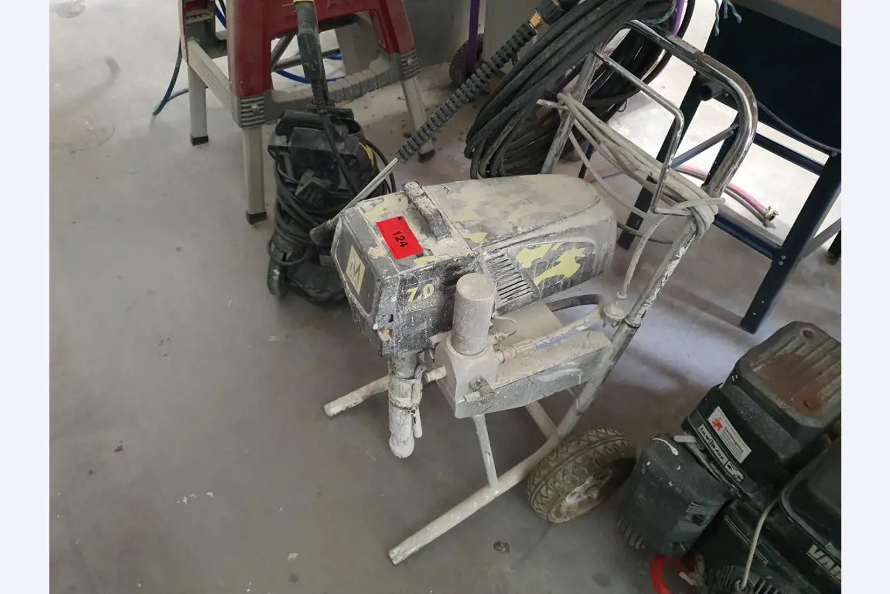 Máquinas para pintura, construcción en seco y construcción de fachadas-2