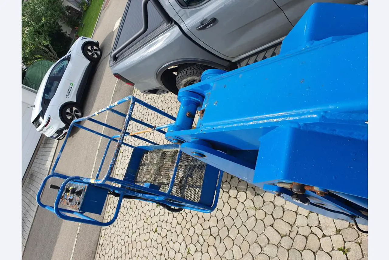 Stroje na malování, sádrokartonové konstrukce a fasádní konstrukce-10