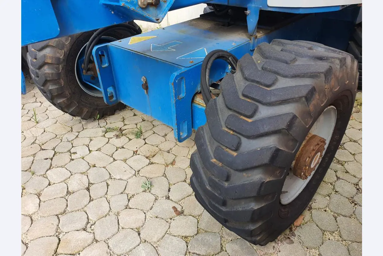 Stroje na malování, sádrokartonové konstrukce a fasádní konstrukce-14