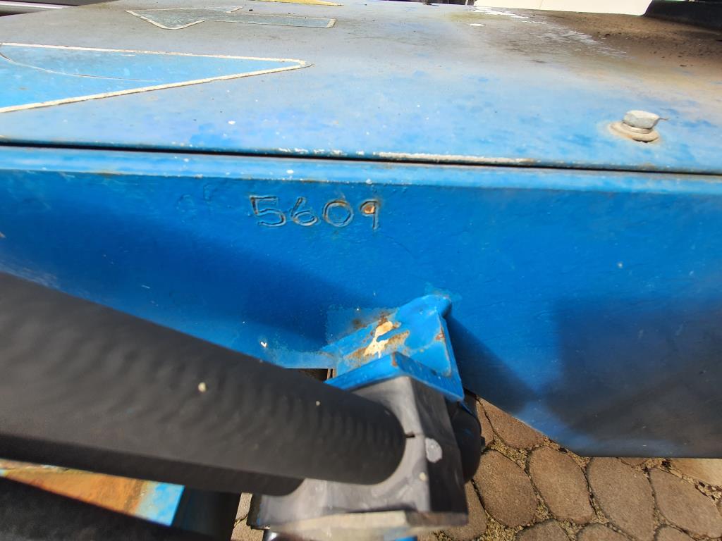 Stroje na malování, sádrokartonové konstrukce a fasádní konstrukce-15