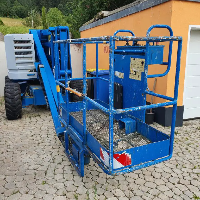 selbstfahrende Arbeitsbühne Genie Z-45/22 4WD