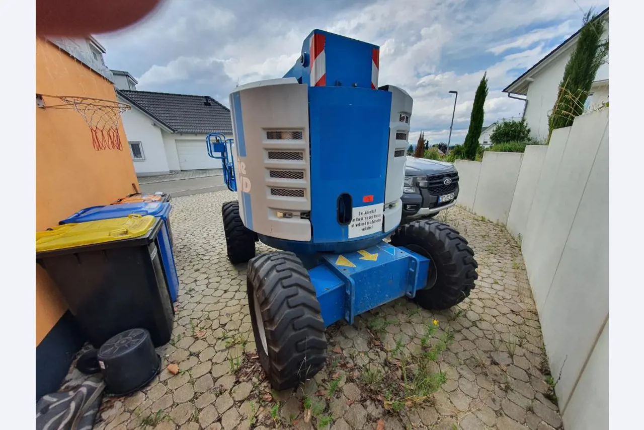 Stroje na malování, sádrokartonové konstrukce a fasádní konstrukce-2
