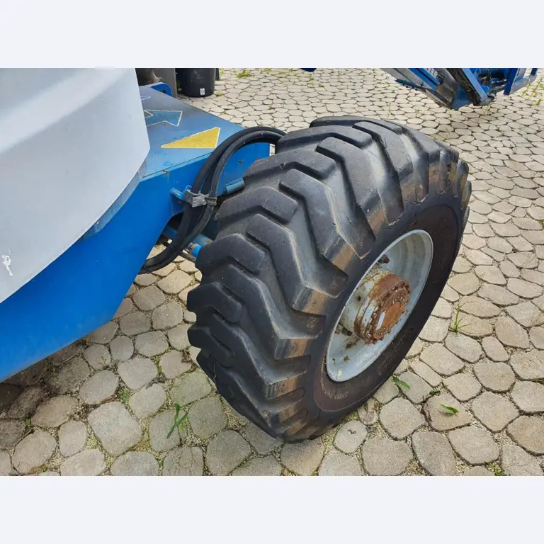 Stroje na malování, sádrokartonové konstrukce a fasádní konstrukce-4