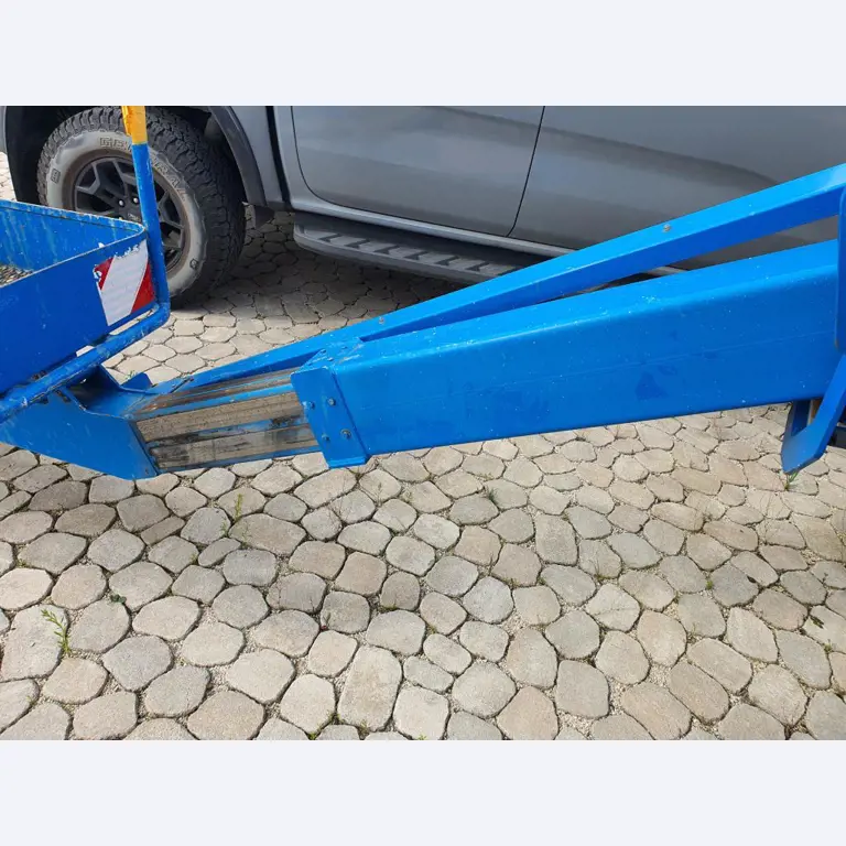 Stroje na malování, sádrokartonové konstrukce a fasádní konstrukce-6