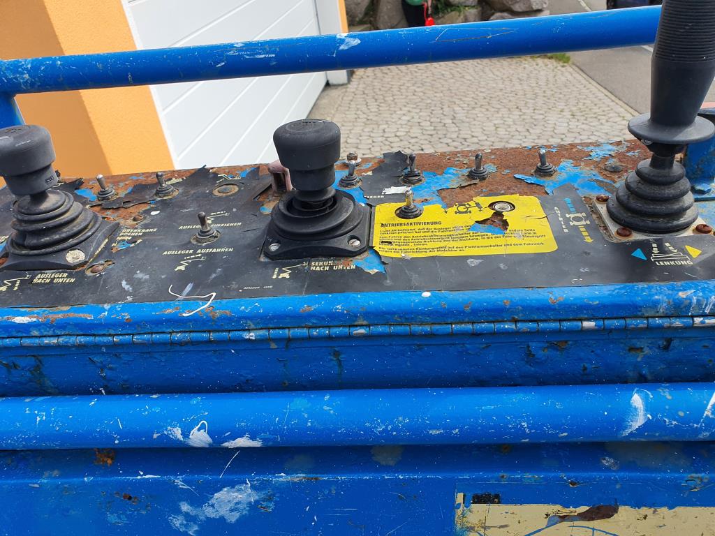 Stroje na malování, sádrokartonové konstrukce a fasádní konstrukce-8